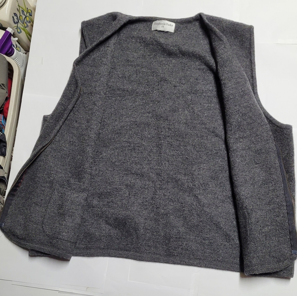 Stephanie parks women size extra large grey wool vest